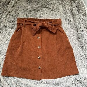 Women’s high waisted corduroy skirt